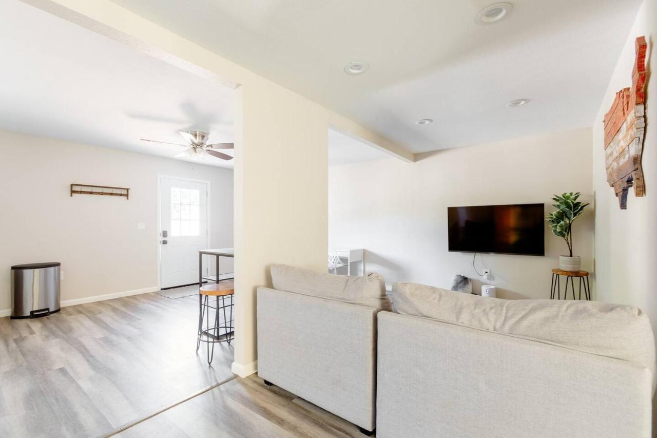 Beautiful Spacious Guest Apartment *